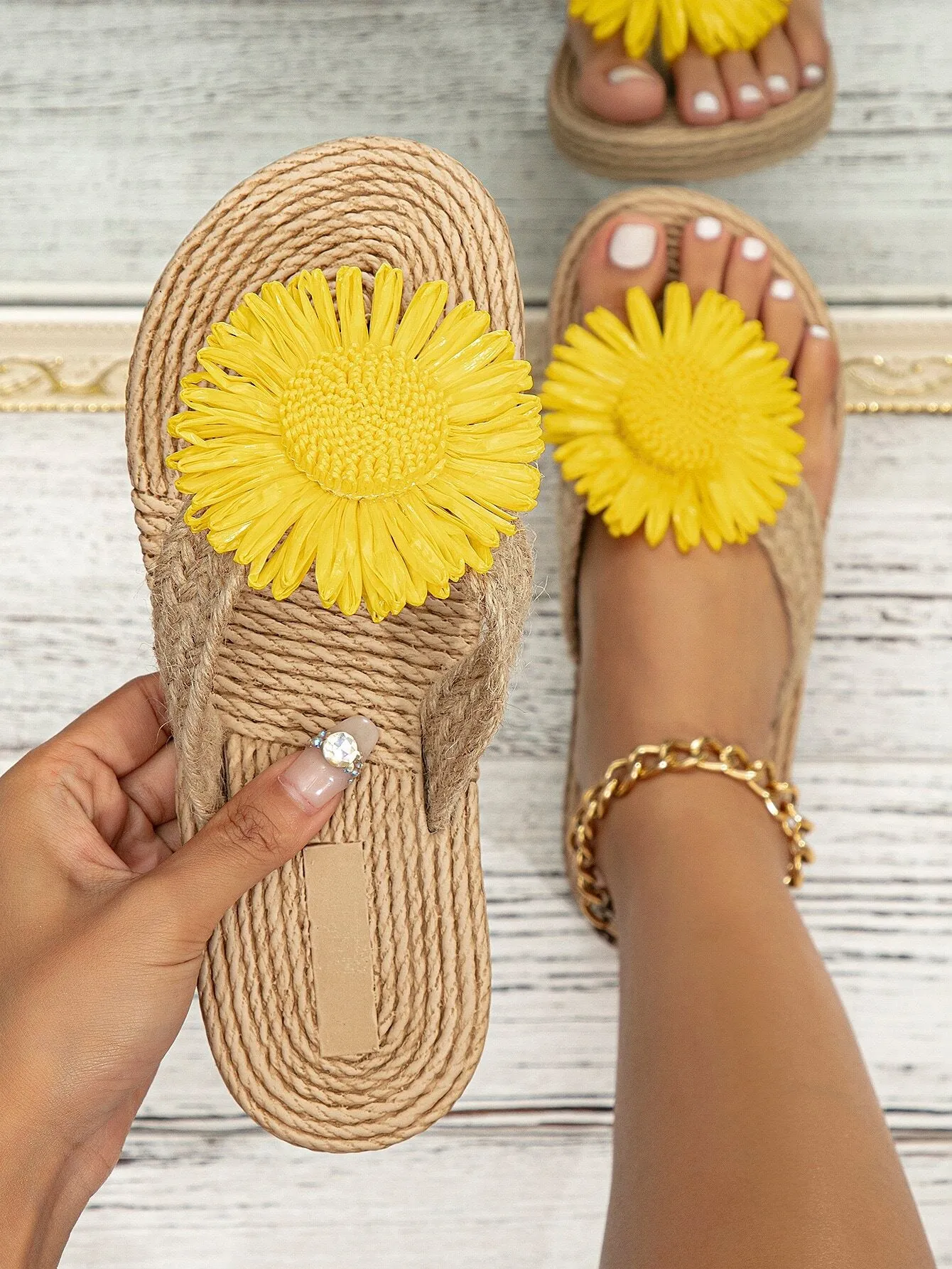 Women Flower Decor Braided Detail Flip Flops, Linen Vacation Flip-Flops